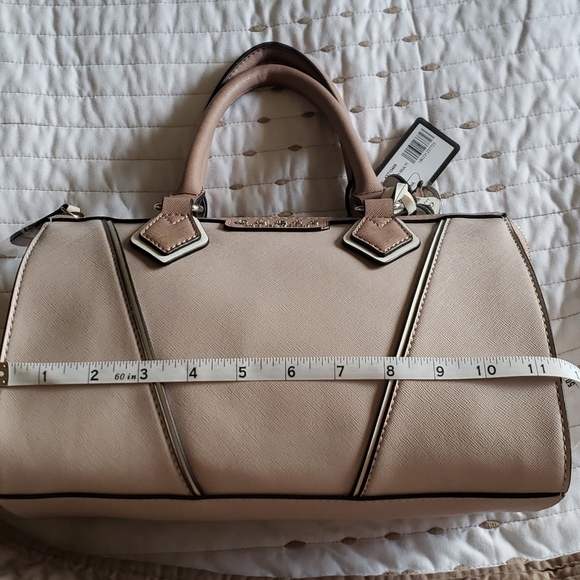 Guess Women Bag, Color Blush Multi, Group: Aviana, Size OS. - Picture 10 of 11